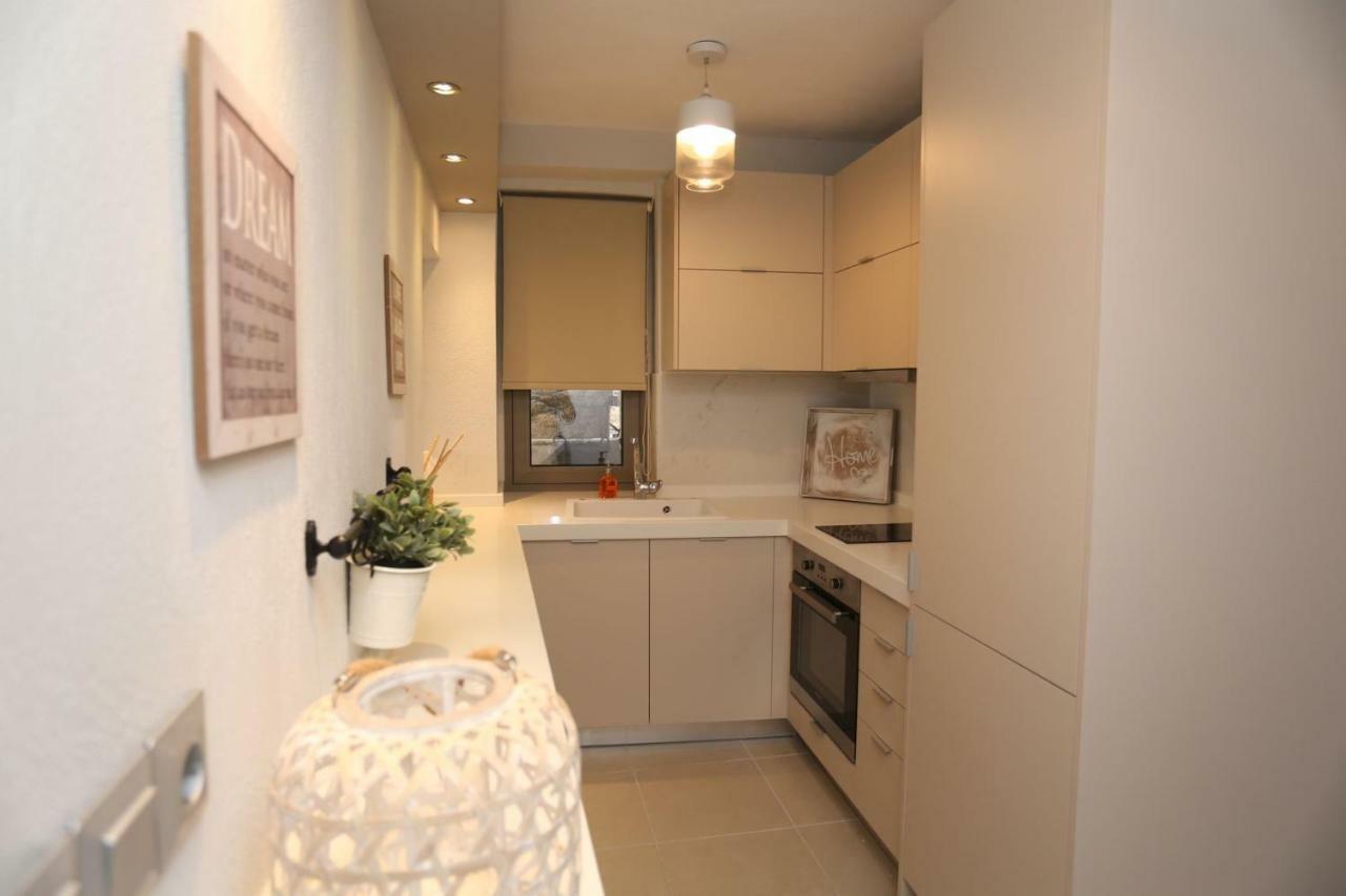 Theasea Villa อาเกีย ปาราสเควิ ภายนอก รูปภาพ