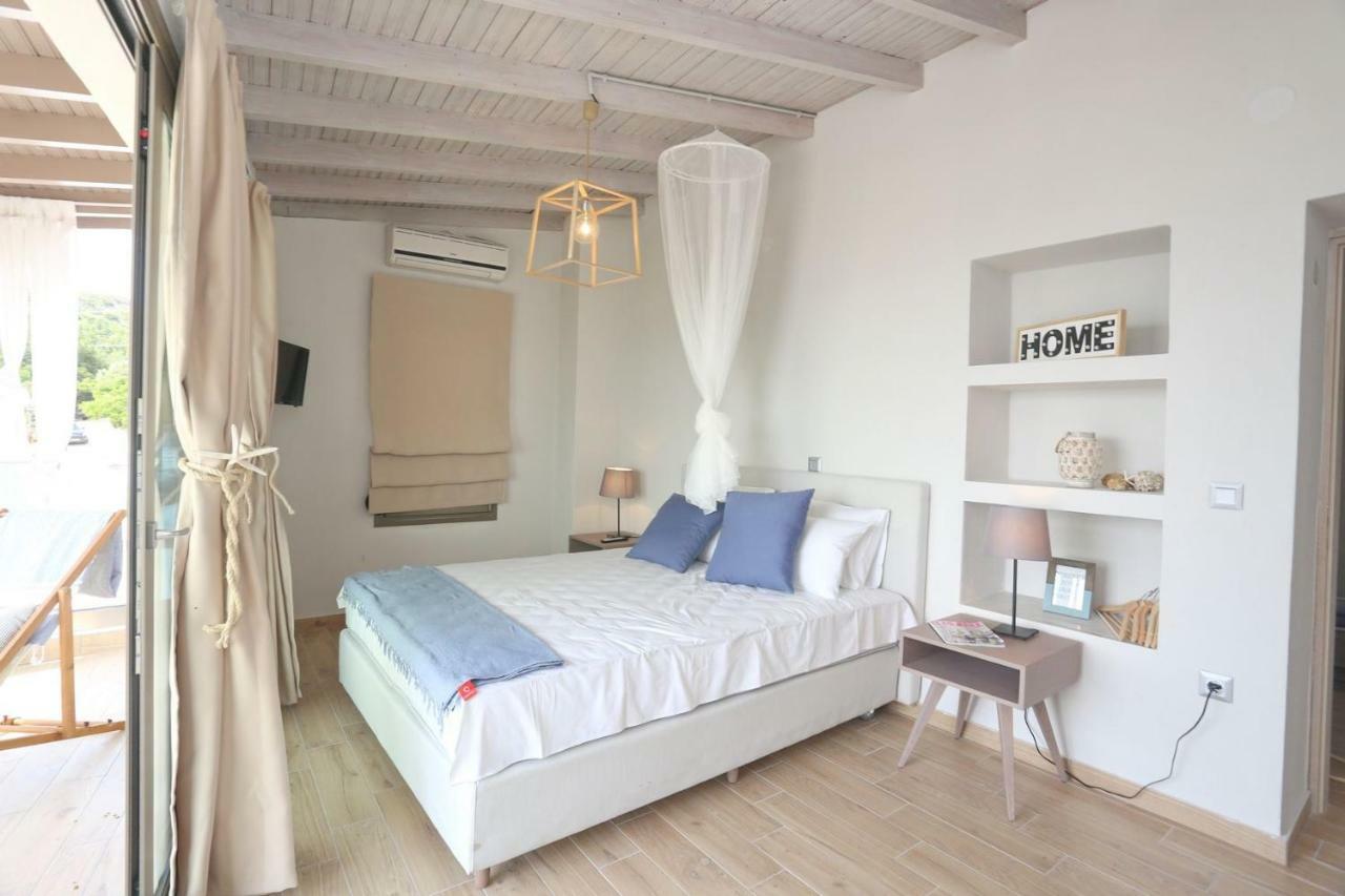 Theasea Villa อาเกีย ปาราสเควิ ภายนอก รูปภาพ